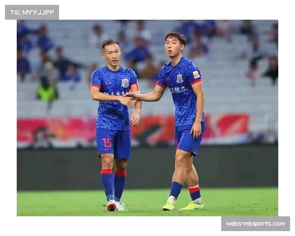 申花教练组从梯队抽调小将 一线队合练人数严重不足